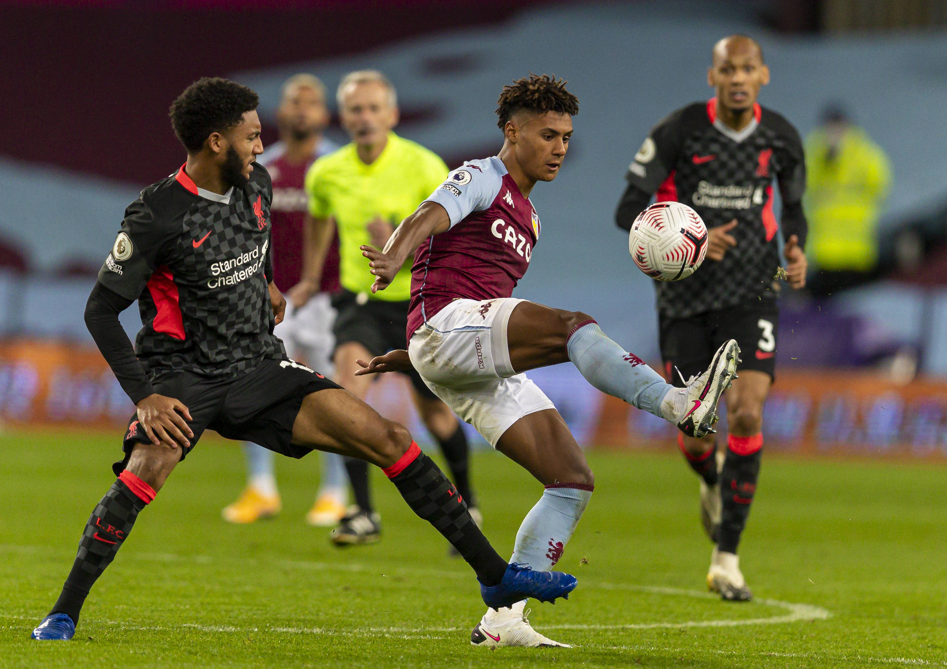 来了一位务 来了一位务