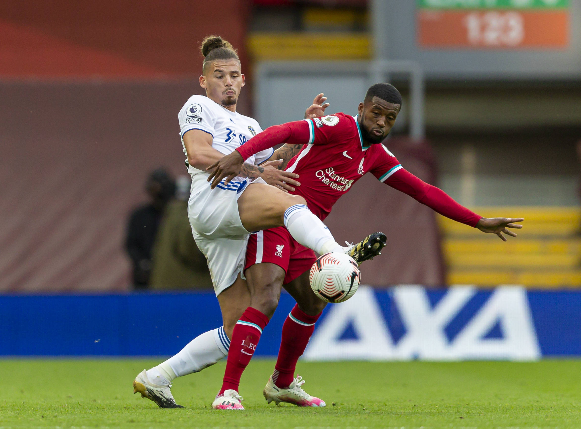 英超赛场再 英超赛场再